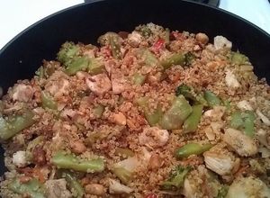 Foto principal de Quinoa con ejotes y pechuga de pollo