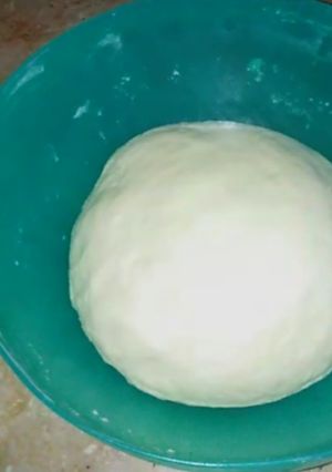 A picture of Donuts dough.