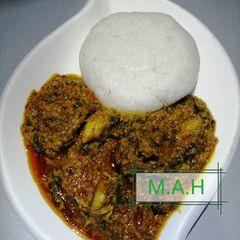A picture of Sesame seed soup (miyan Ridi).