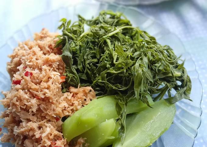 Ternyata begini lho! Resep termudah buat Urap Kelapa muda dijamin spesial