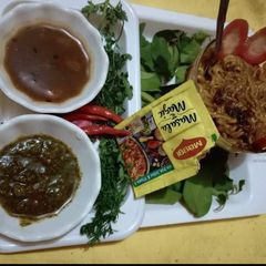 A picture of Maggi.