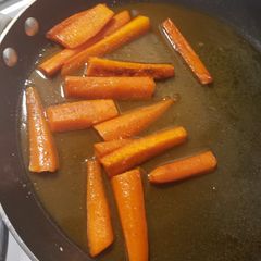 A picture of Honey glazed carrots.