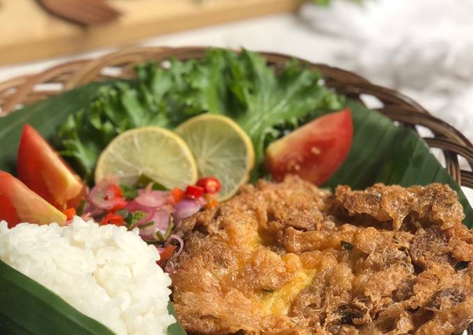 Resep Telur Dadar crispy Sambal Matah yang Bisa Manjain Lidah