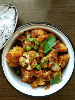फूलगोभी की सब्जी (Phoolgobhi ki sabzi recipe in hindi) रेसिपी मुख्य फोटो