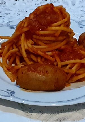 Foto di Bucatini al sugo di salsicca