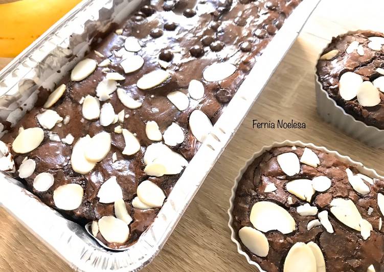 Bagaimana Membuat Fudge Brownies Shinny Crust, Menggugah Selera