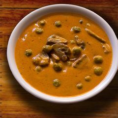 A picture of Vegetable Mushroom Makhani.