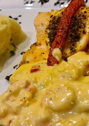 Una foto de Trucha rosada con salsa de camarones
