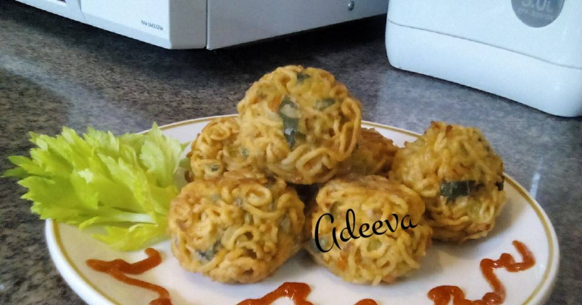 Resep Bolabola mie oleh widayanti Cookpad