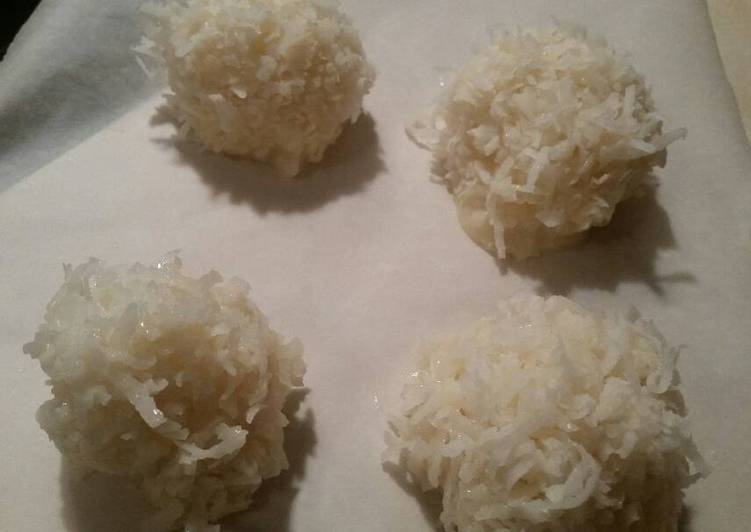 Recipe of Homemade Coconut Snowballs