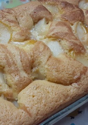 Una foto de Torta rápida de peras