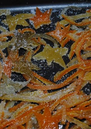 A picture of Candied citrus peel.
