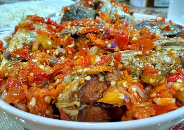 Resep Ikan goreng Rica sulawesi yang Lezat