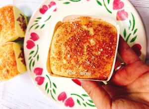 Hình của món Bánh Cupcake Castella Phomai Mè Đen Cho Bé.