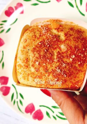 Hình của món Bánh Cupcake Castella Phomai Mè Đen Cho Bé.
