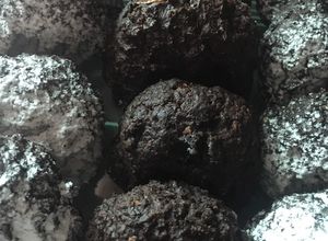 Una foto de BOCADOS DE HARINA DE ALGARROBA Y 🍋🍋LIMON 🍋🍋 🍋 (dulces) 🍋🤩🍊