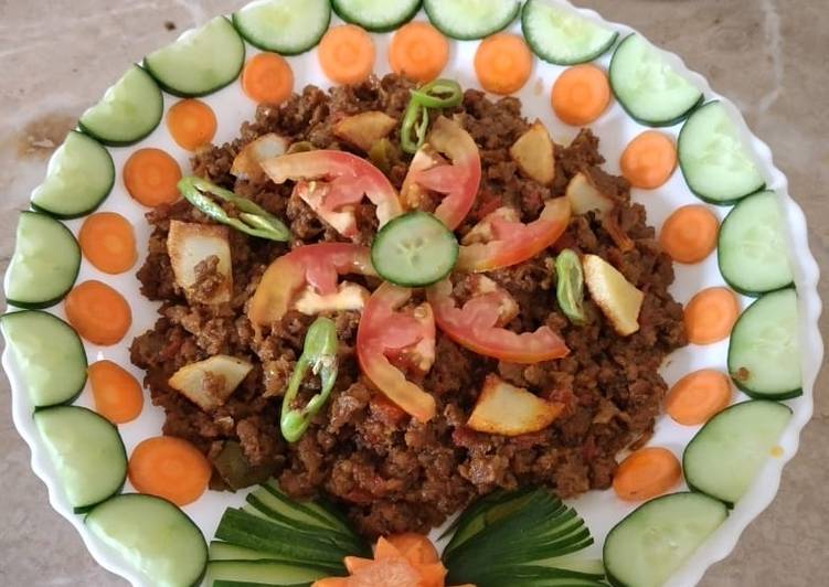 Step-by-Step Guide to Make Ultimate Aloo qeema