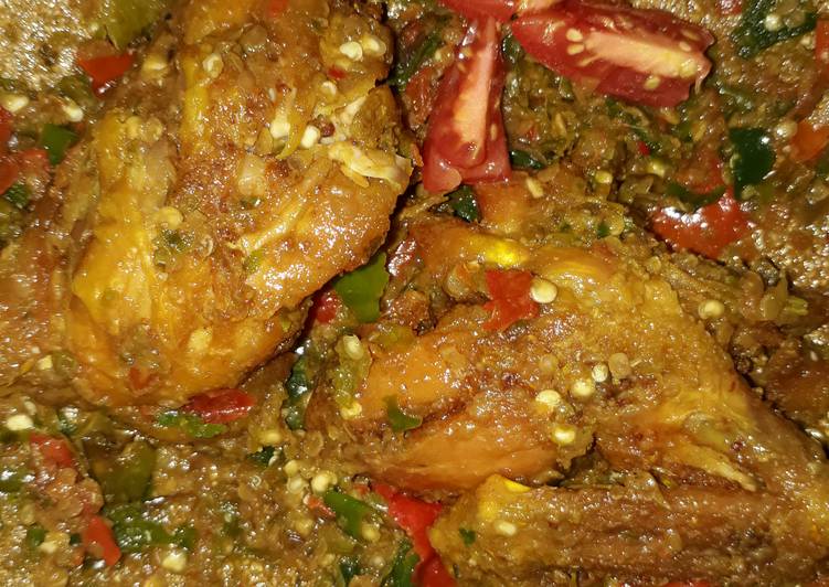 Ayam penyet sambal hejo mantap'seuhah'reunyah'ngeunah😉😙