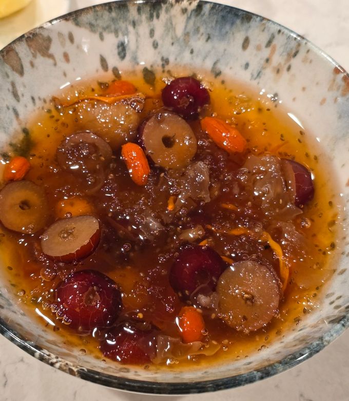 Hình của món Chè dưỡng nhan cục súc (nhiều topping, đặc).