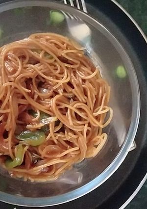 A picture of Restaurant style veg sezvan noodles🍲🍲🥘🥘🥗🥗.