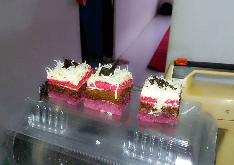 Bagaimana Membuat Cake Rainbow kukus 3  warna Tepung MILA, Lezat Sekali