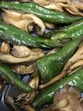 Stir-Fried Sweet Peppers and Maitake Mushrooms