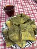 مطبق الزعتر الاخضر والبصل (خبز بالزعتر الاخضر من فلسطين)
