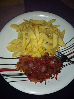 A picture of Chips and Sauce.
