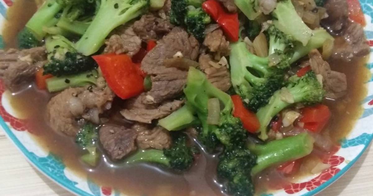  Resep  Black  Pepper  Beef  with Brokoli oleh Dapoer Ngepoel 