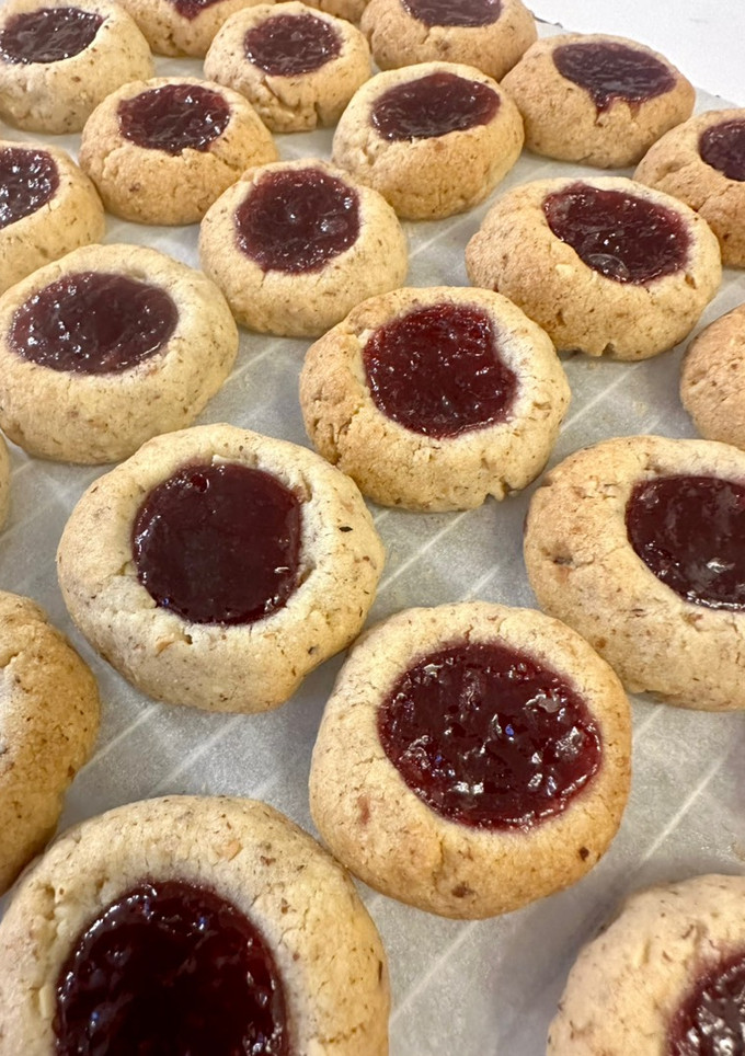 A picture of Hazelnut Thumbprint Cookies.
