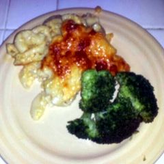 A picture of Emme's Mac and Cheese.