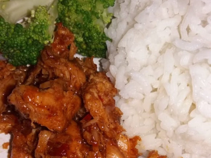 Resep Ayam Suwir Kayu Manis Pedas yang Bisa Manjain Lidah