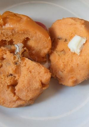 A picture of Steamed Moi Moi.