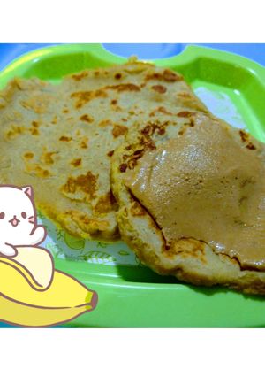 Una foto de Panqueques de Banana con Mantequilla de Maní Casera 🥞🍌🥜 (BLW)
