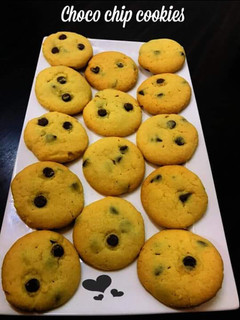 சாக்கோ சிப்ஸ் குக்கீஸ் (Choco Chip Cookies Recipe in tamil) செய்முறை முக்கிய புகைப்படம்