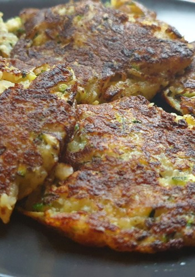 Foto di Schiacciatine di patate e zucchine senza uova