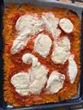 Pizza baja en carbohidratos con base de zanahoria y harina de garbanzos