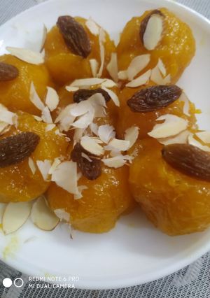 मैंगो लड्डू (Mango laddu recipe in Hindi) रेसिपी मुख्य फोटो