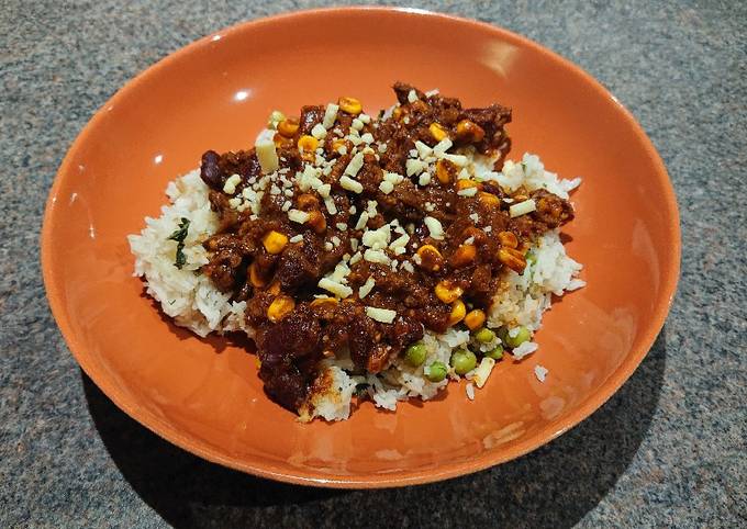 vegan chilli with rice recipe main photo