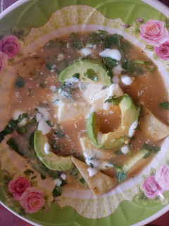 Una foto de Deliciosa sopa de tortilla