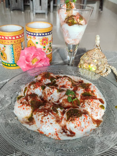 सूजी के दही बड़े (Suji ke dahi bade recipe in Hindi) रेसिपी मुख्य फोटो