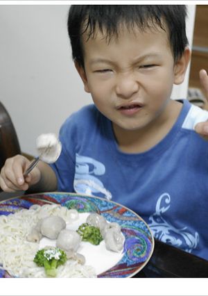 【桂冠歡樂親子料理】開心組裝趣桂冠魚餃、桂冠貢丸、桂冠燕餃 的食譜成品照片