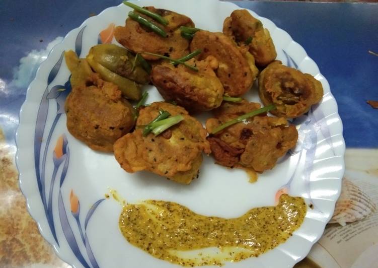 How to Prepare Award-winning SPICY  PARWAL  FRITTERS
