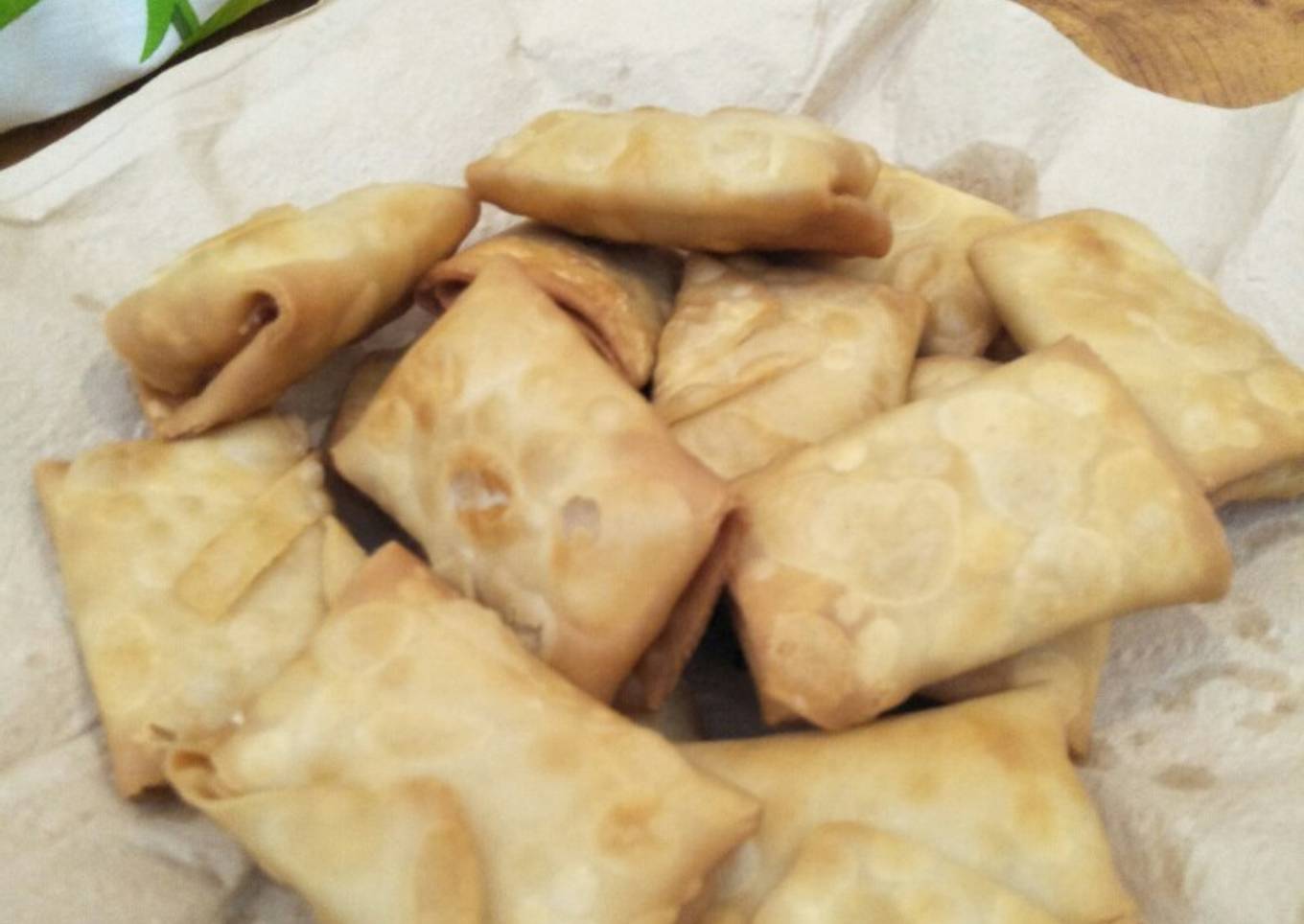 246. Pangsit Goreng Keju
