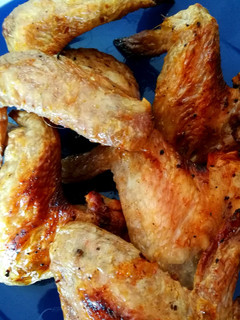 Una foto de Alitas de pollo crujientes 🐓