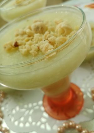 O poză a rețetei Desert răcoritor din pepene galben cu nucă de cocos și mentă verde.
