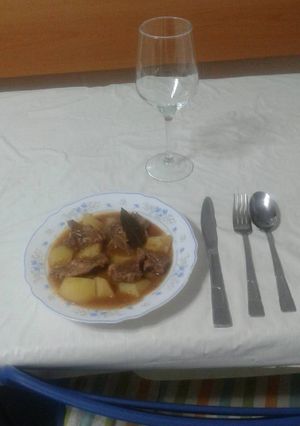 Foto principal de Patatas guisadas con churrasco