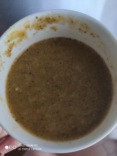 Una foto de Puré de brócoli, zanahoria y tomate