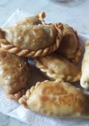 Una foto de Empanadas de carne, fritas