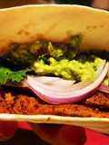 Tacos de presa ibérica estilo pibil con cebolla, cilantro, lima,salsa chipotle y guacamole 🇲🇽